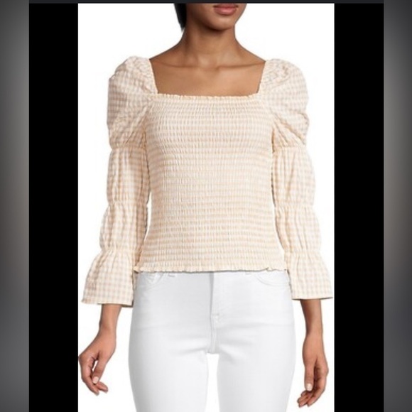 Design History Tops - Design history pale yellow princess sleeve blouse